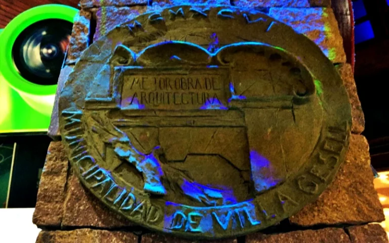 Paseo Pueblo Español